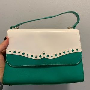 Mint condition green satchel bag, vintage 50s/60s. Never used.